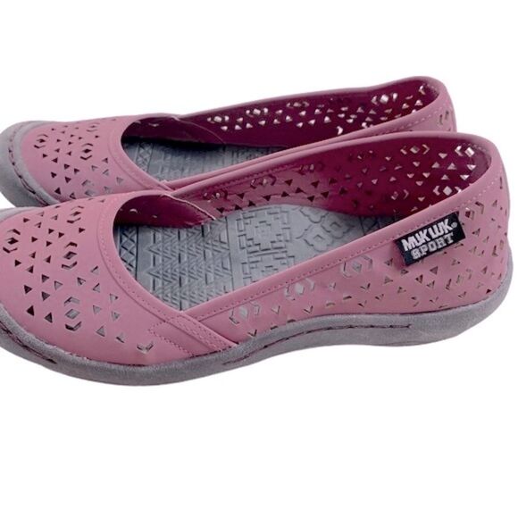 Muk Luks Rose Cut-Out Slip-On Flats Size 9 Comfortable Athleisure Shoes - Picture 4 of 7